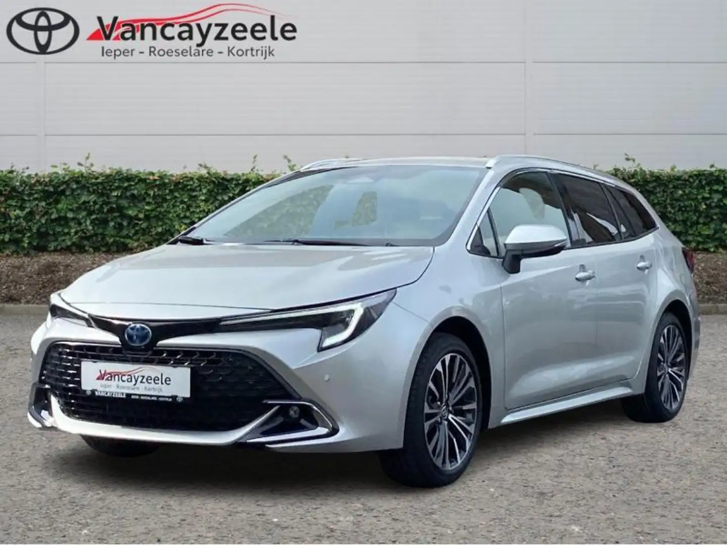 Toyota Corolla TS+Style+tech pack+cam+nav+sen Zilver - 1