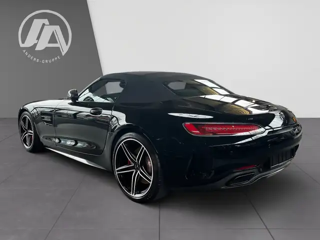 Mercedes-Benz AMG GT view 3