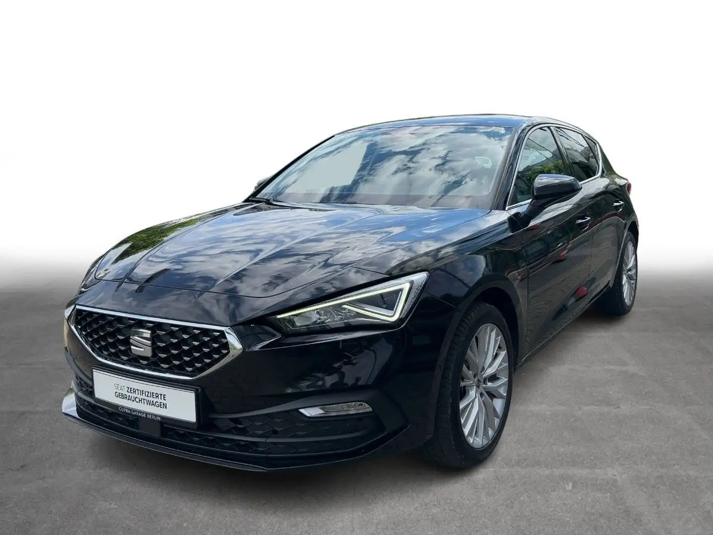 SEAT Leon 1.5 TSI Xcellence Navi LED SHZ Zwart - 2