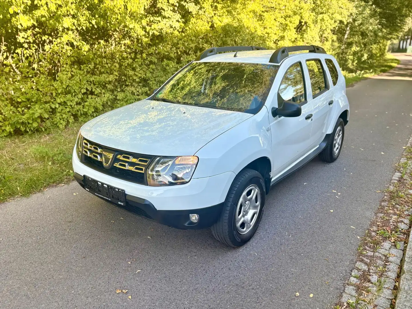 Dacia Duster I Ambiance 4x2 Weiß - 1