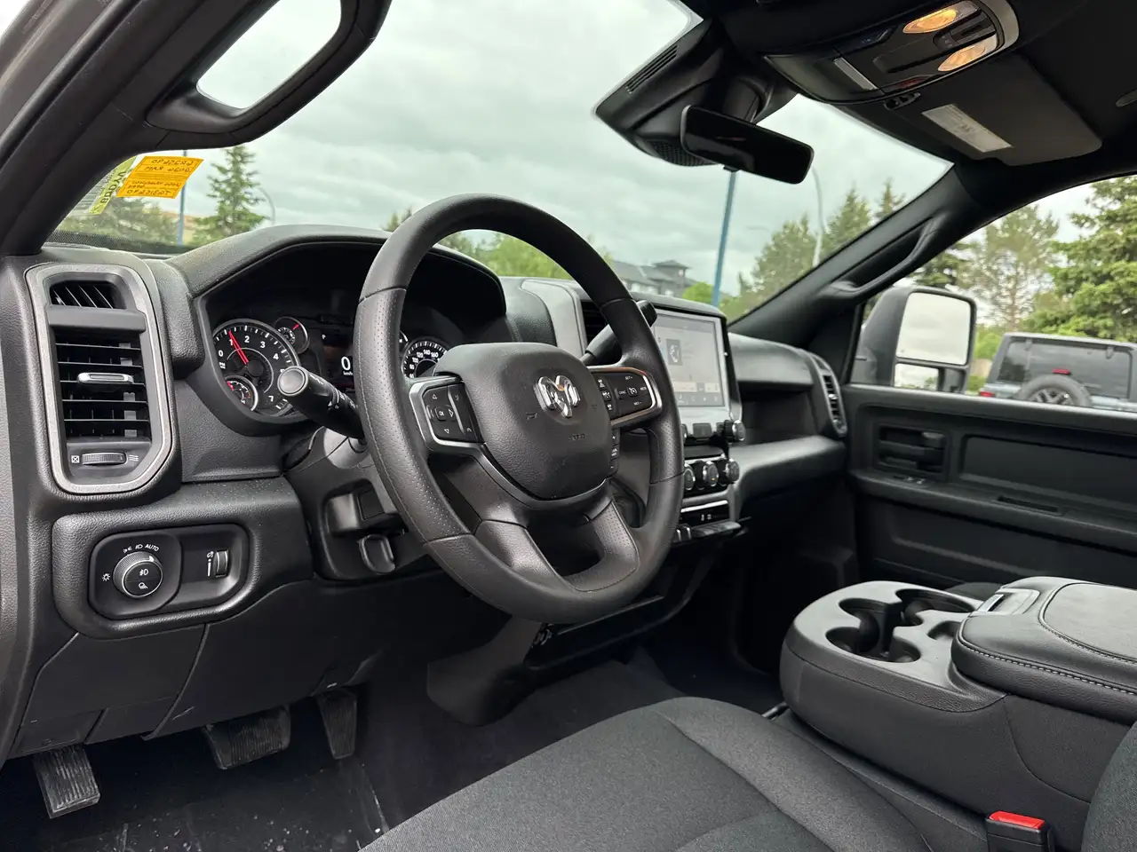 RAM 2500 снимка RAM 2500