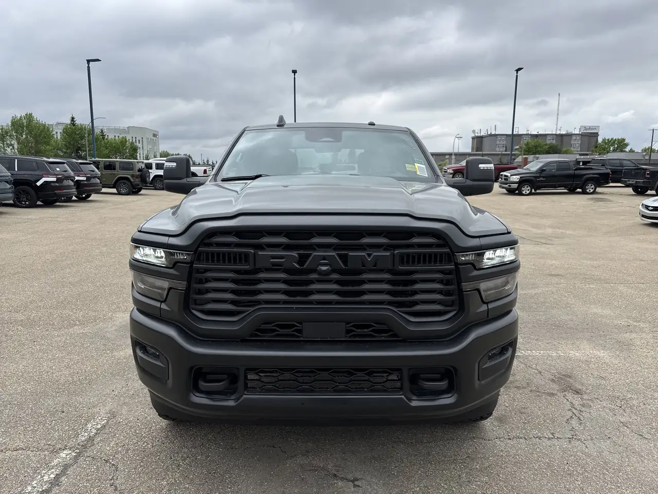 RAM 2500 снимка RAM 2500