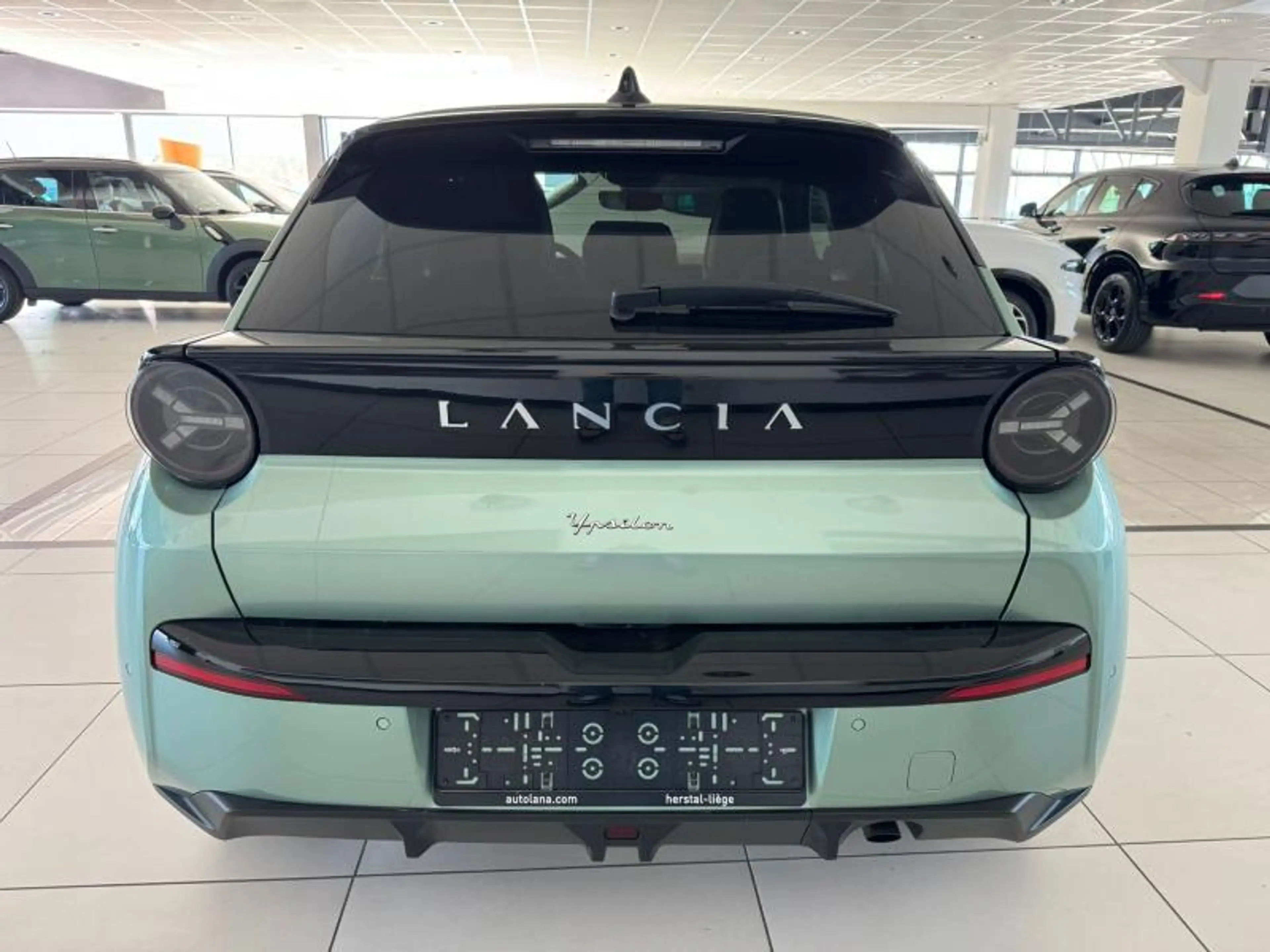 Lancia Ypsilon LX HYBRID — photo 6
