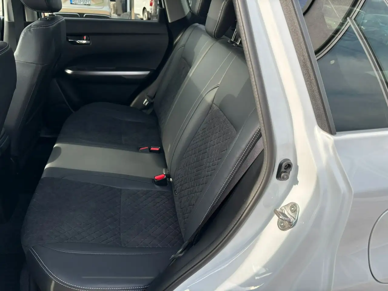 Suzuki Vitara 1.4 Mild-Hybrid Comfort+ 4x4*LED*SHZ*PDC 10