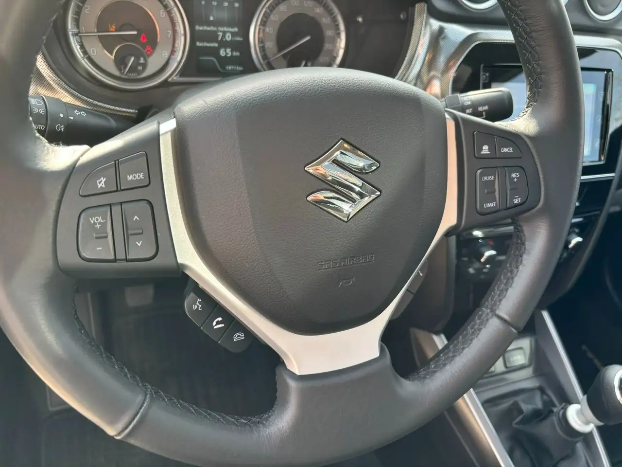 Suzuki Vitara 1.4 Mild-Hybrid Comfort+ 4x4*LED*SHZ*PDC 21