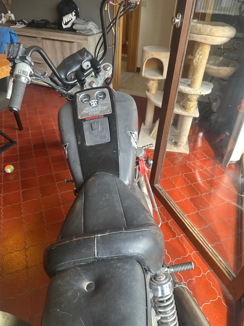 Honda VT 1100 Shadow Noir - 2