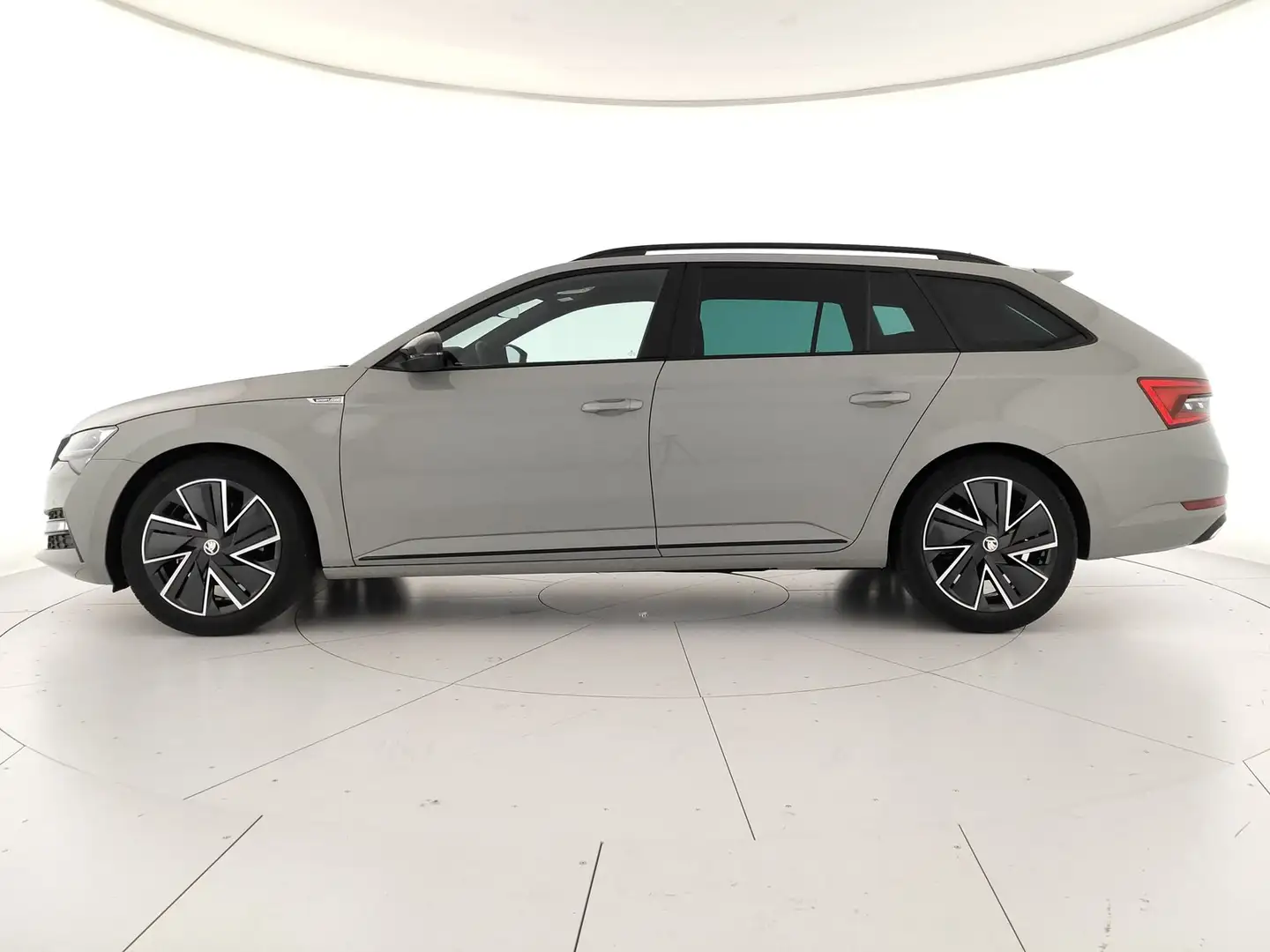 Skoda Superb wagon 2.0 tdi evo scr 150cv sportline dsg Grigio - 2