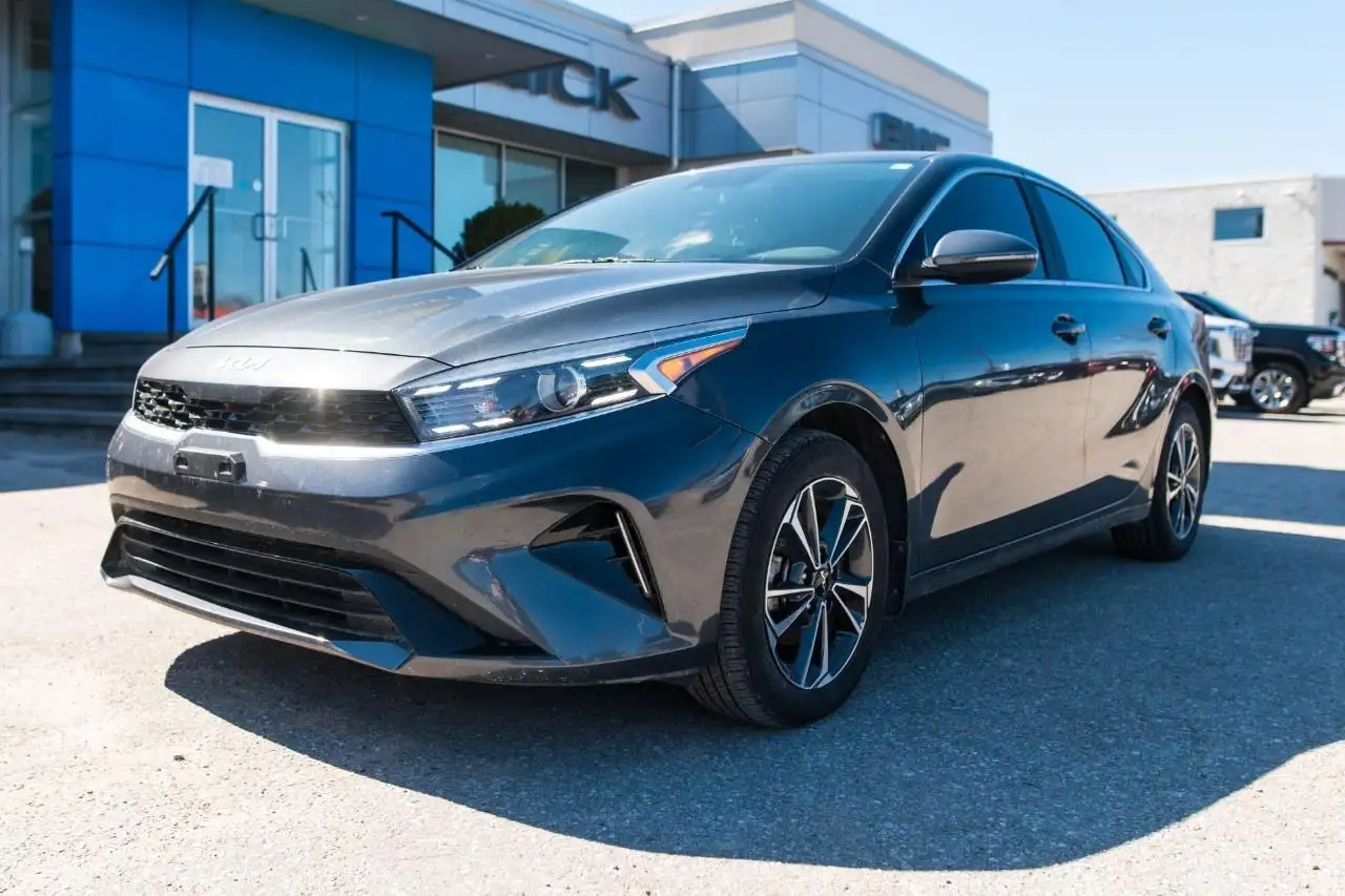 Kia Forte снимка Kia Forte