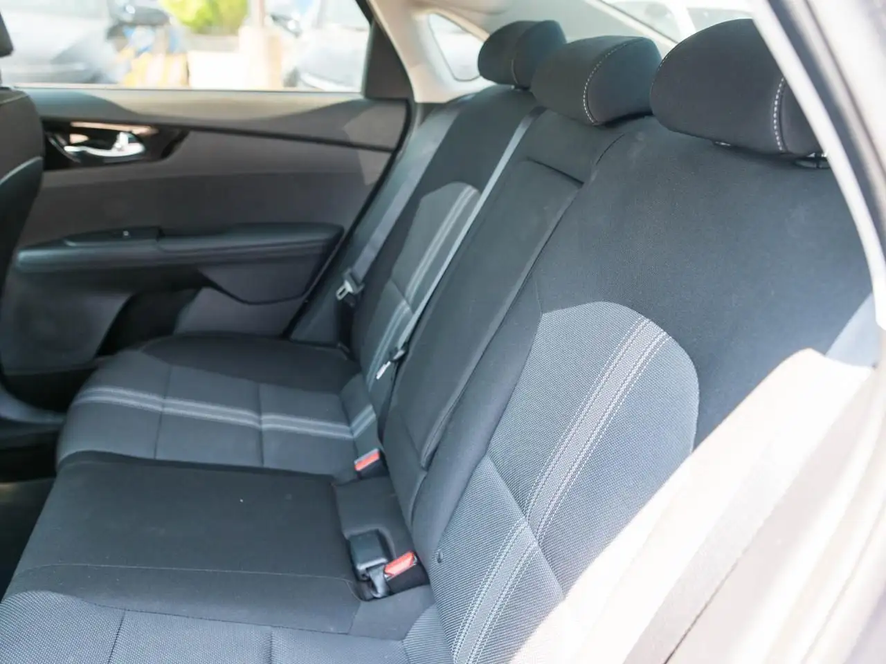 Kia Forte снимка Kia Forte