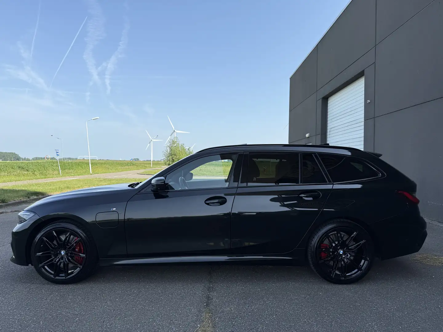 BMW 330 High executive | FULL option | 292 Pk | 2021 Zwart - 2