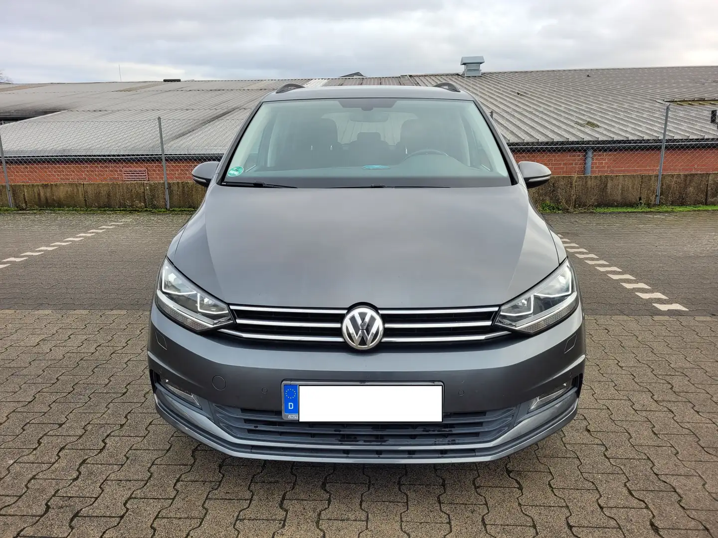 Volkswagen Touran Touran 1.4 TSI (BlueMotion Technology) DSG Comfortline Grau - 2