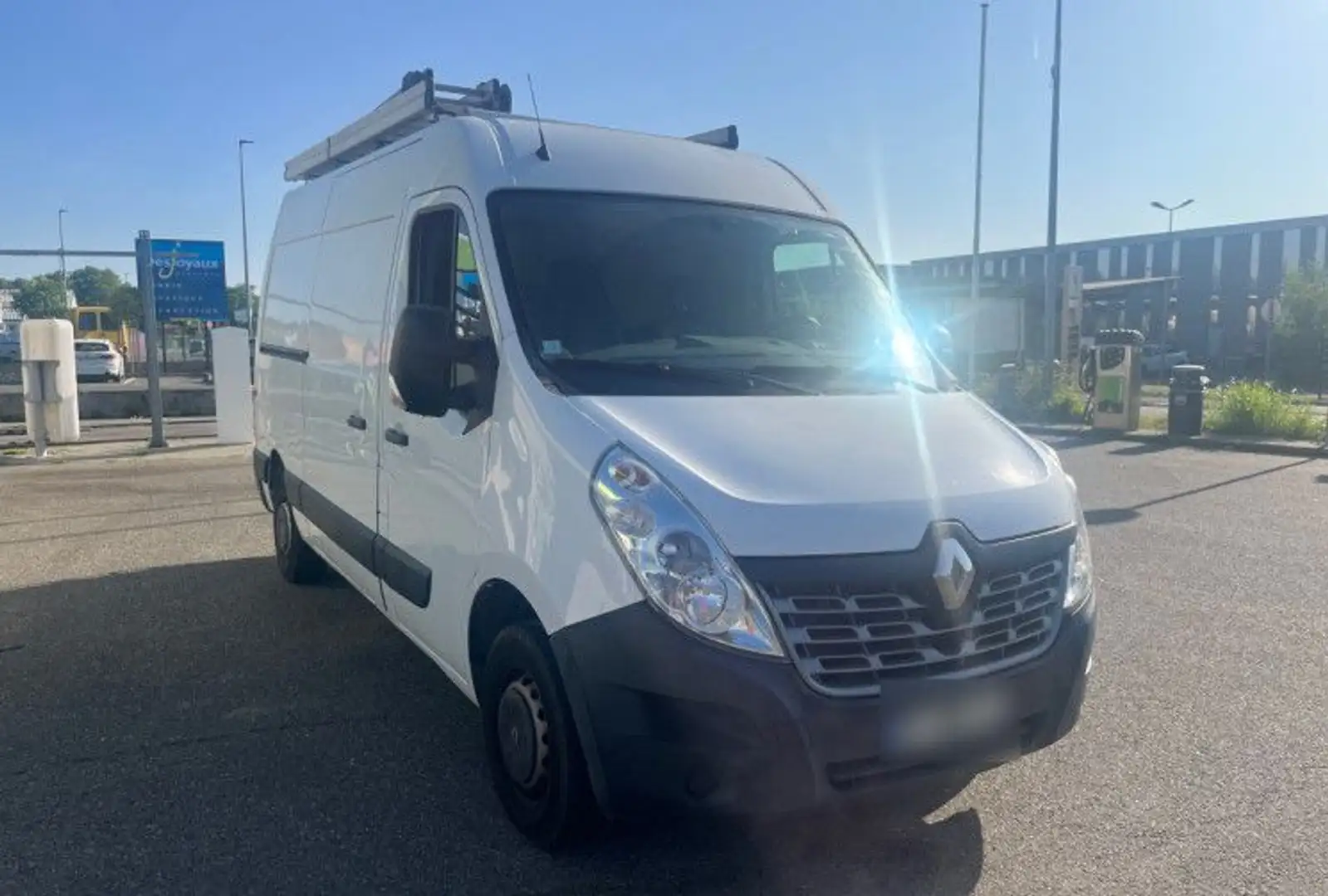 Renault Master F3300 L2H2 2.3 dCi 130ch Grand Confort Euro6 Blanc - 2