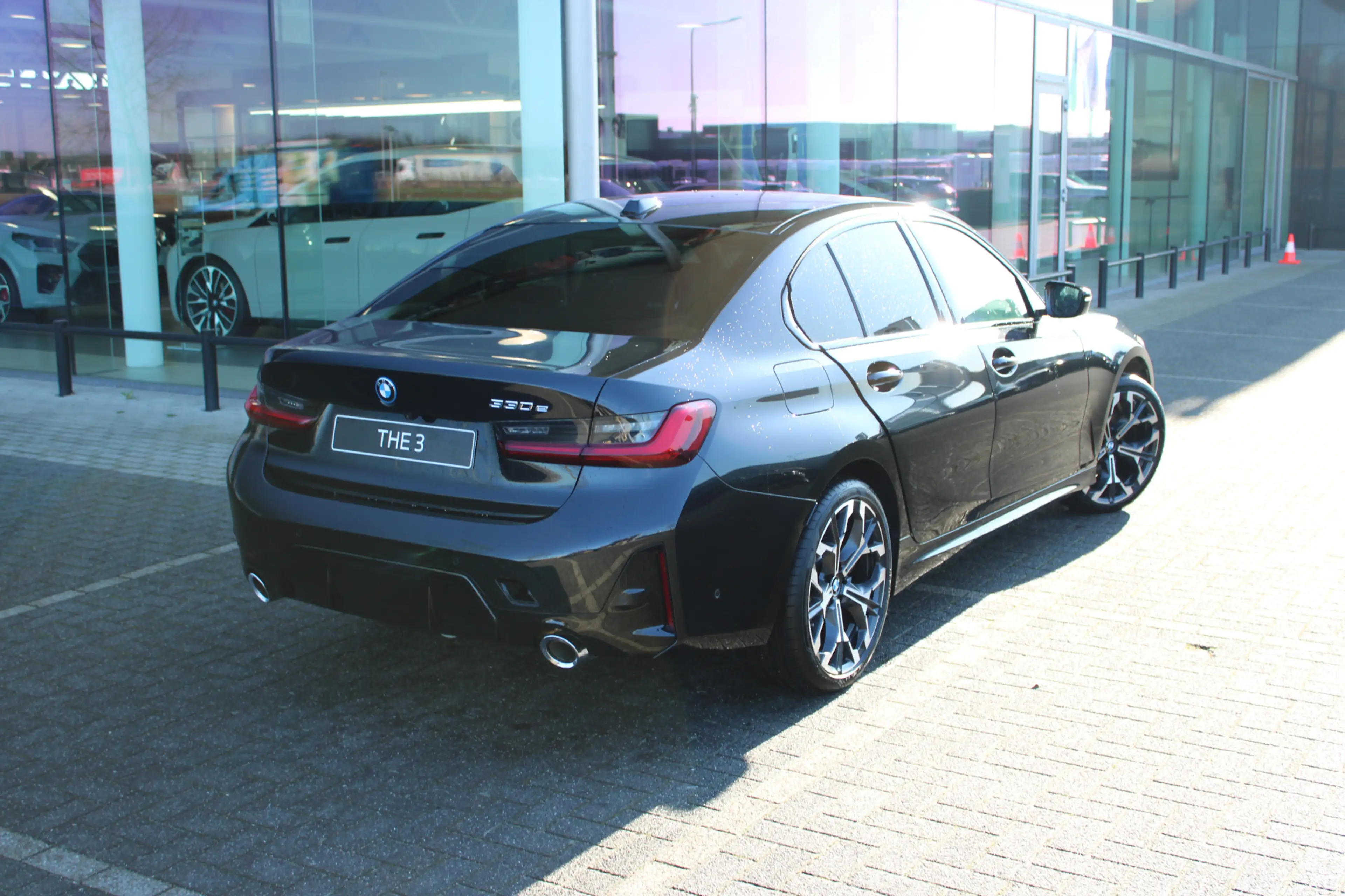 BMW 330 3 Serie 330e M Sport Automaat / Schuif-kanteldak / — photo 2