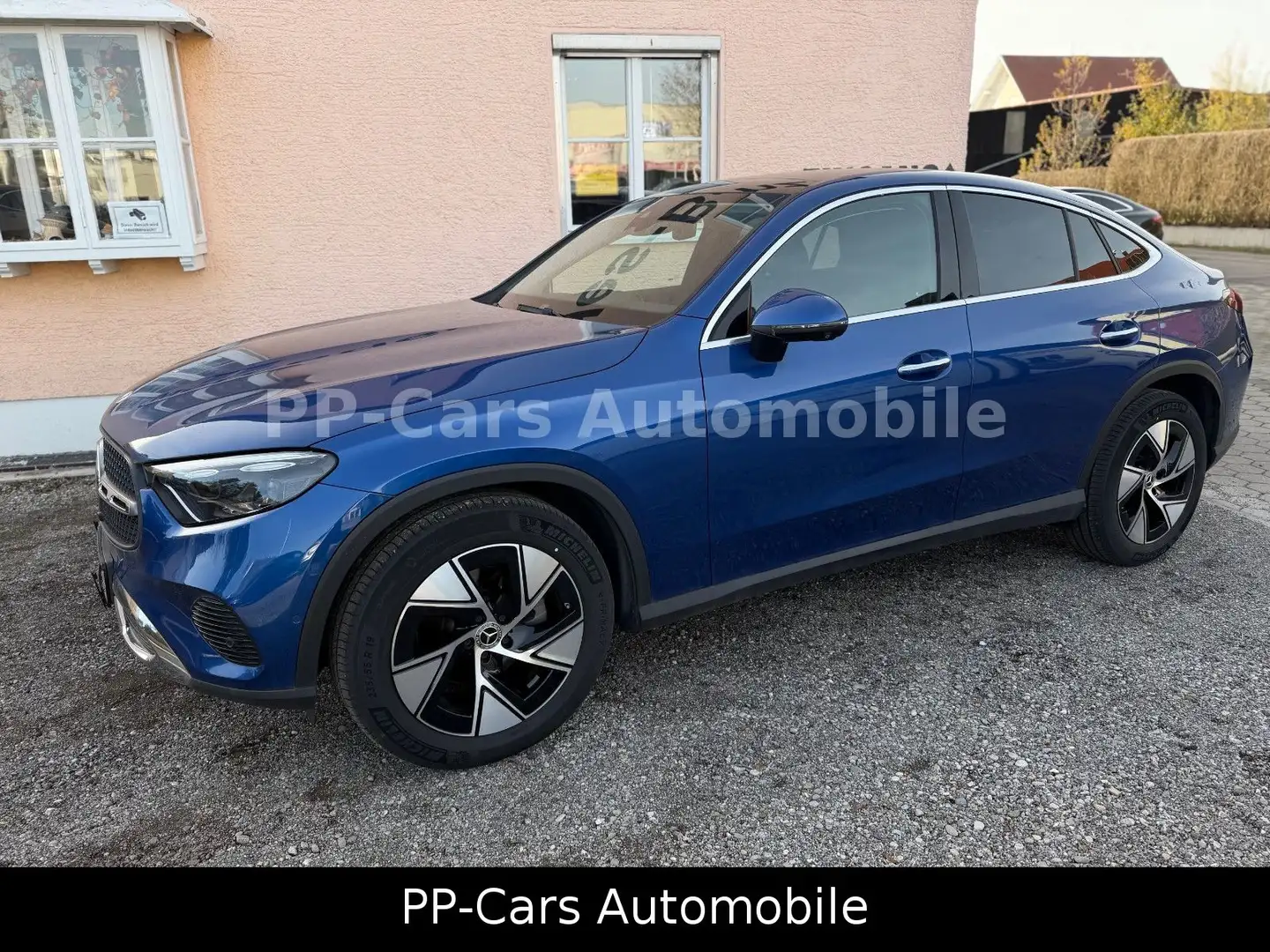 Mercedes-Benz GLC 300 4M Cp*PREMIUM+*HaL*Massage*STHG*AHK*VOLL Blau - 1