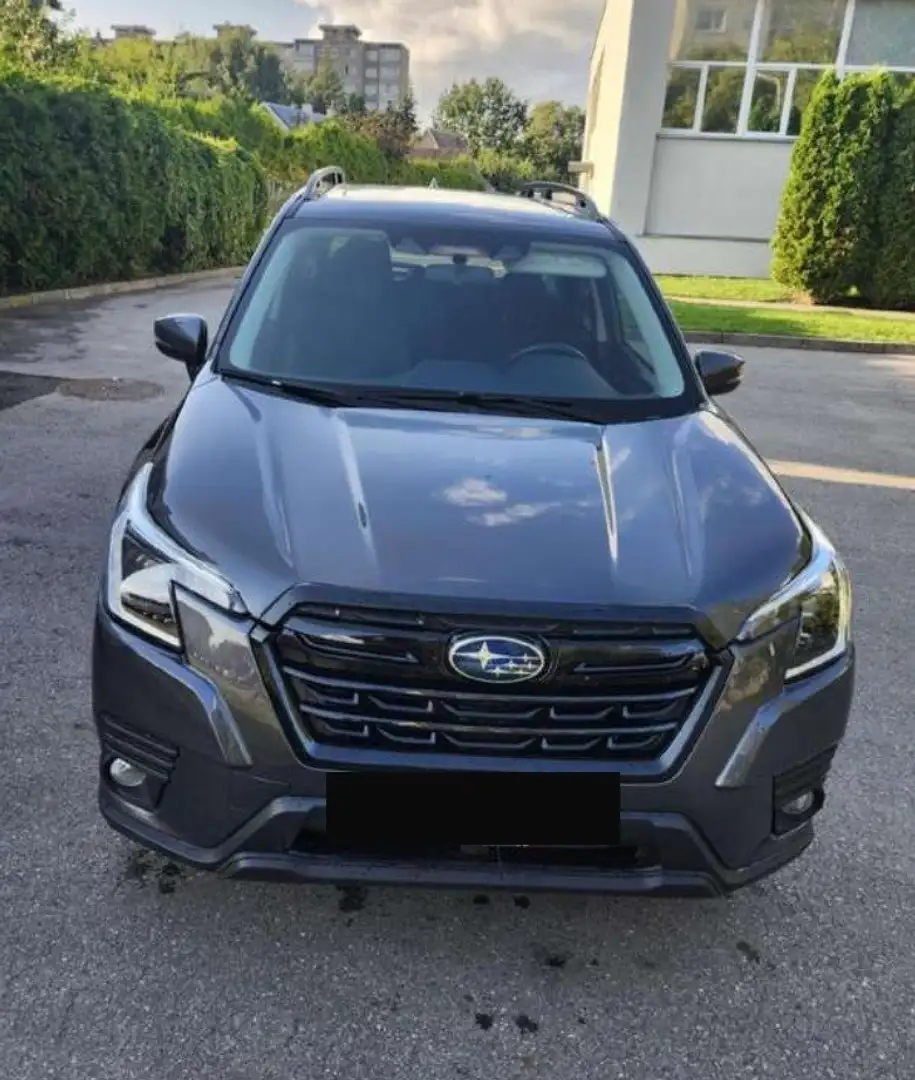 Subaru Forester 2500 Gris - 1