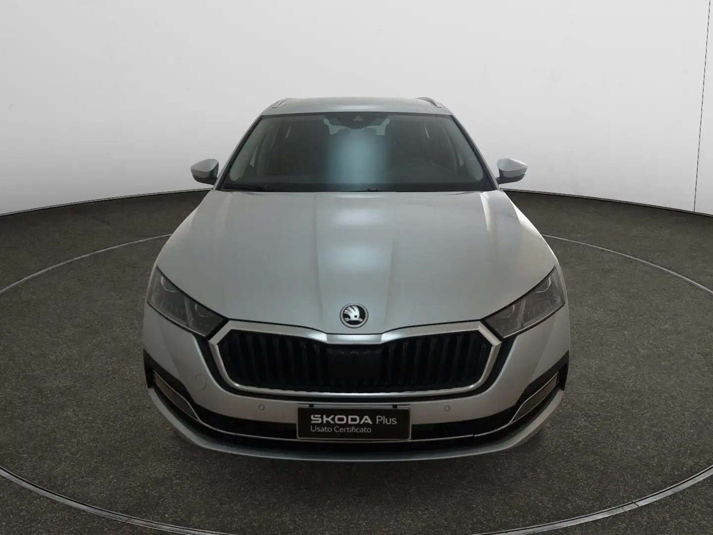 Skoda Octavia Wagon 2.0 TDI 150 CV SCR DSG Style+ EXTRA ACCESSO Argento - 2