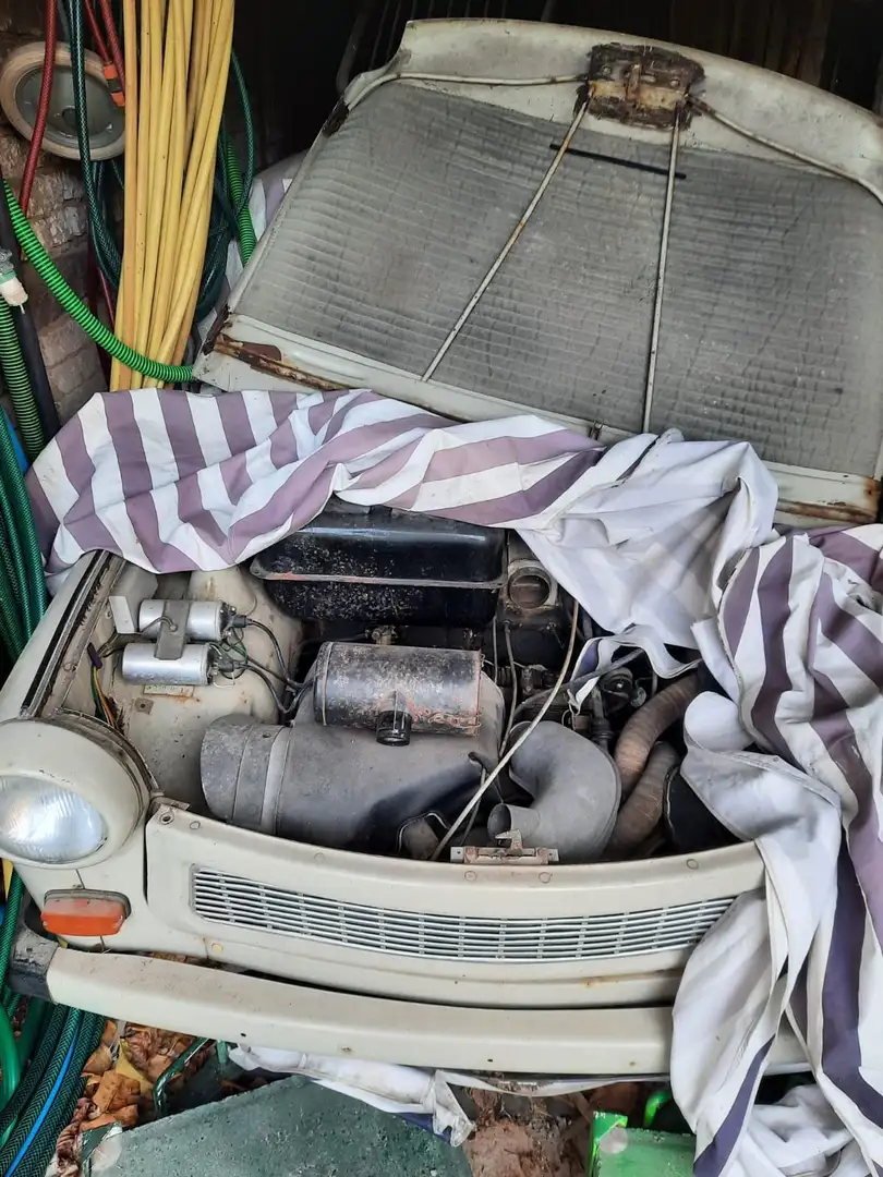 Trabant P601 Limousine Grau - 1