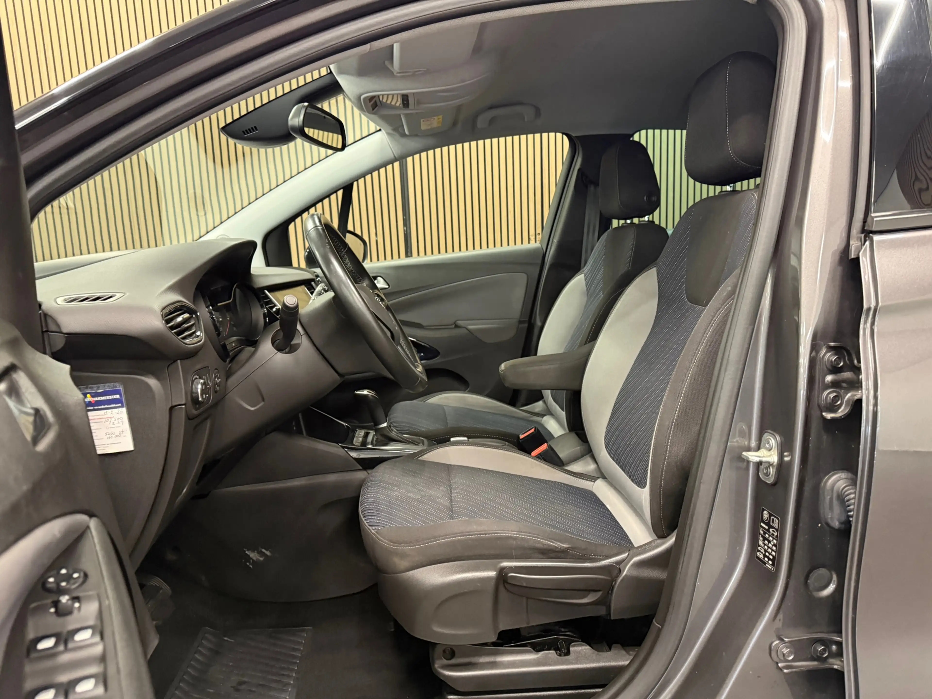 Opel Crossland X 1.2 Turbo Innovation * Automaat / Trekhaak / Camer — photo 11