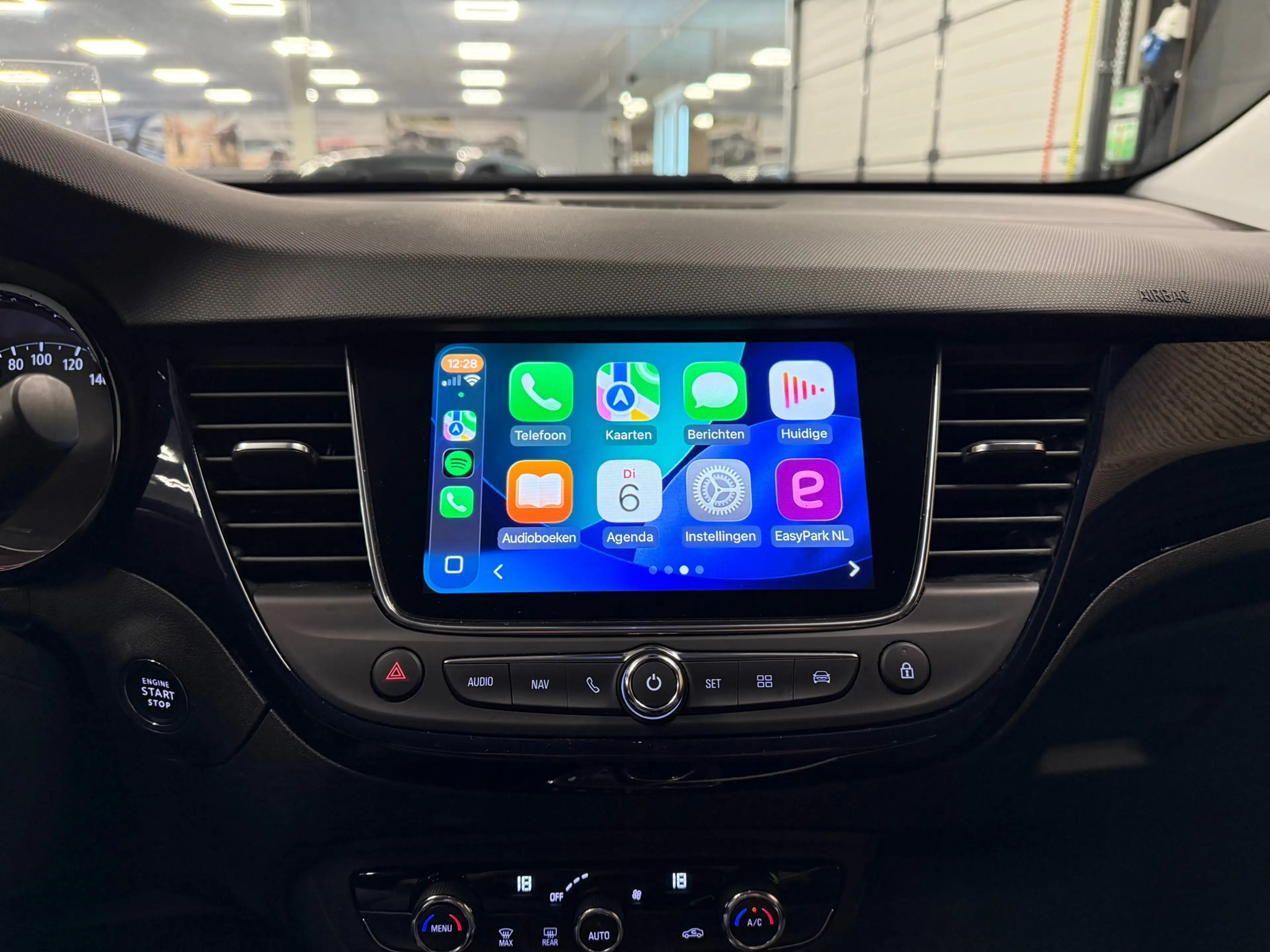 Opel Crossland X 1.2 Turbo Innovation * Automaat / Trekhaak / Camer — photo 19