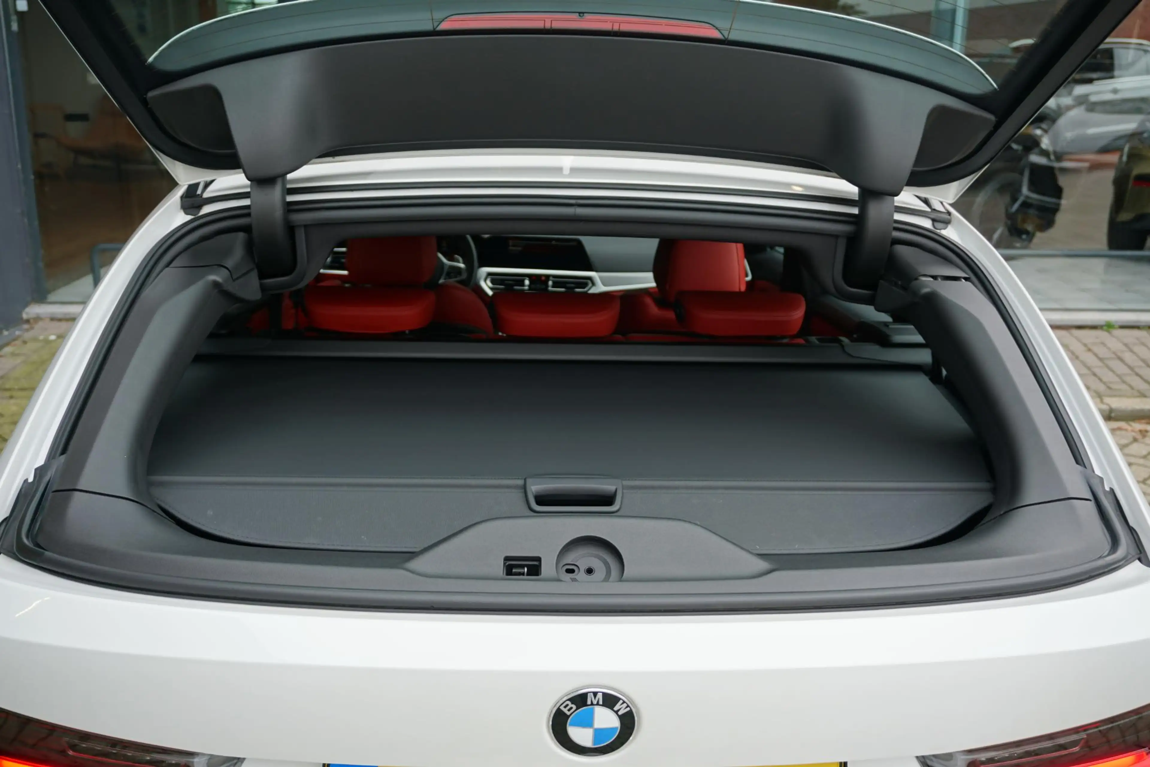 BMW 330 3-serie Touring 330i High Executive Edition M + IN — photo 12