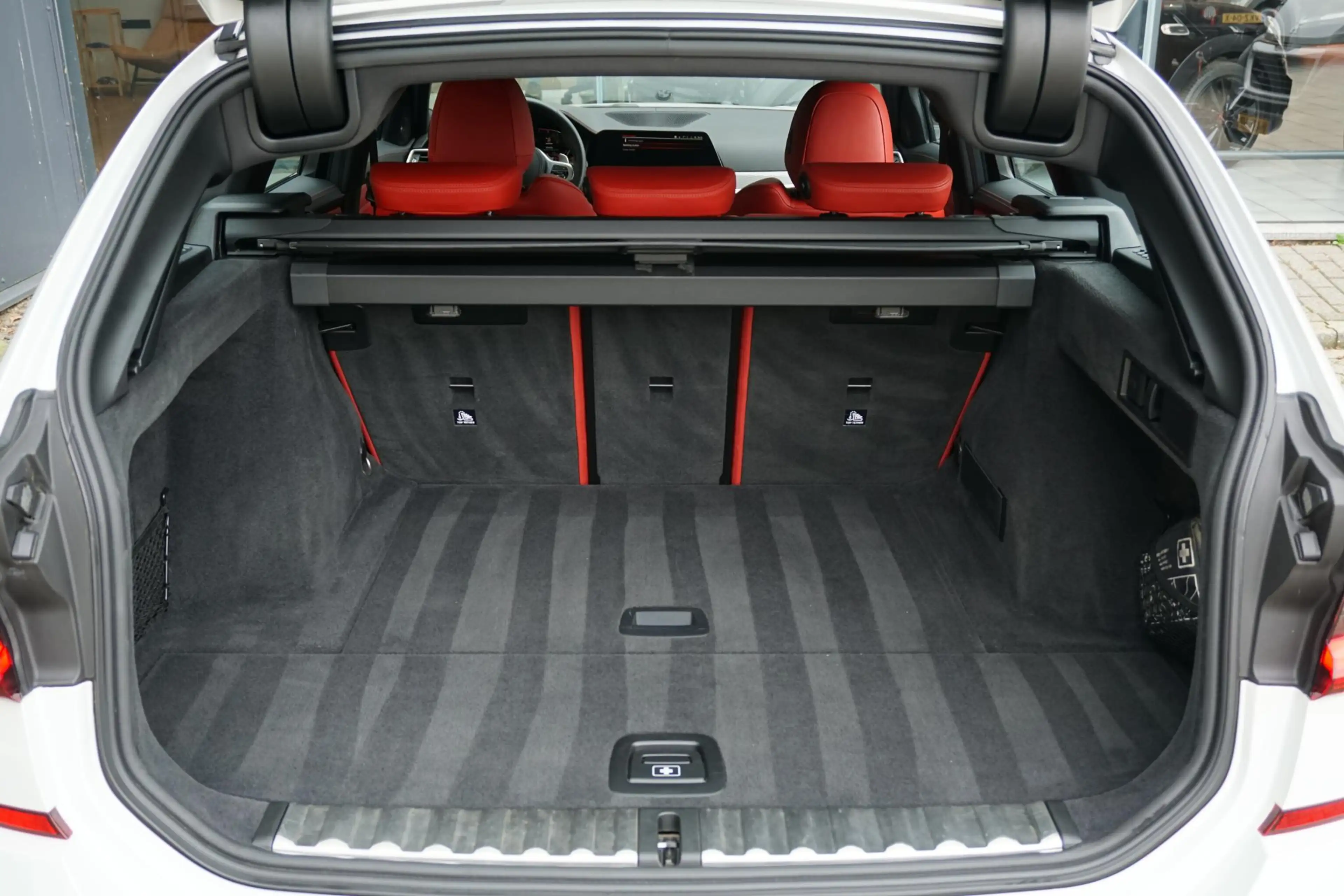 BMW 330 3-serie Touring 330i High Executive Edition M + IN — photo 13