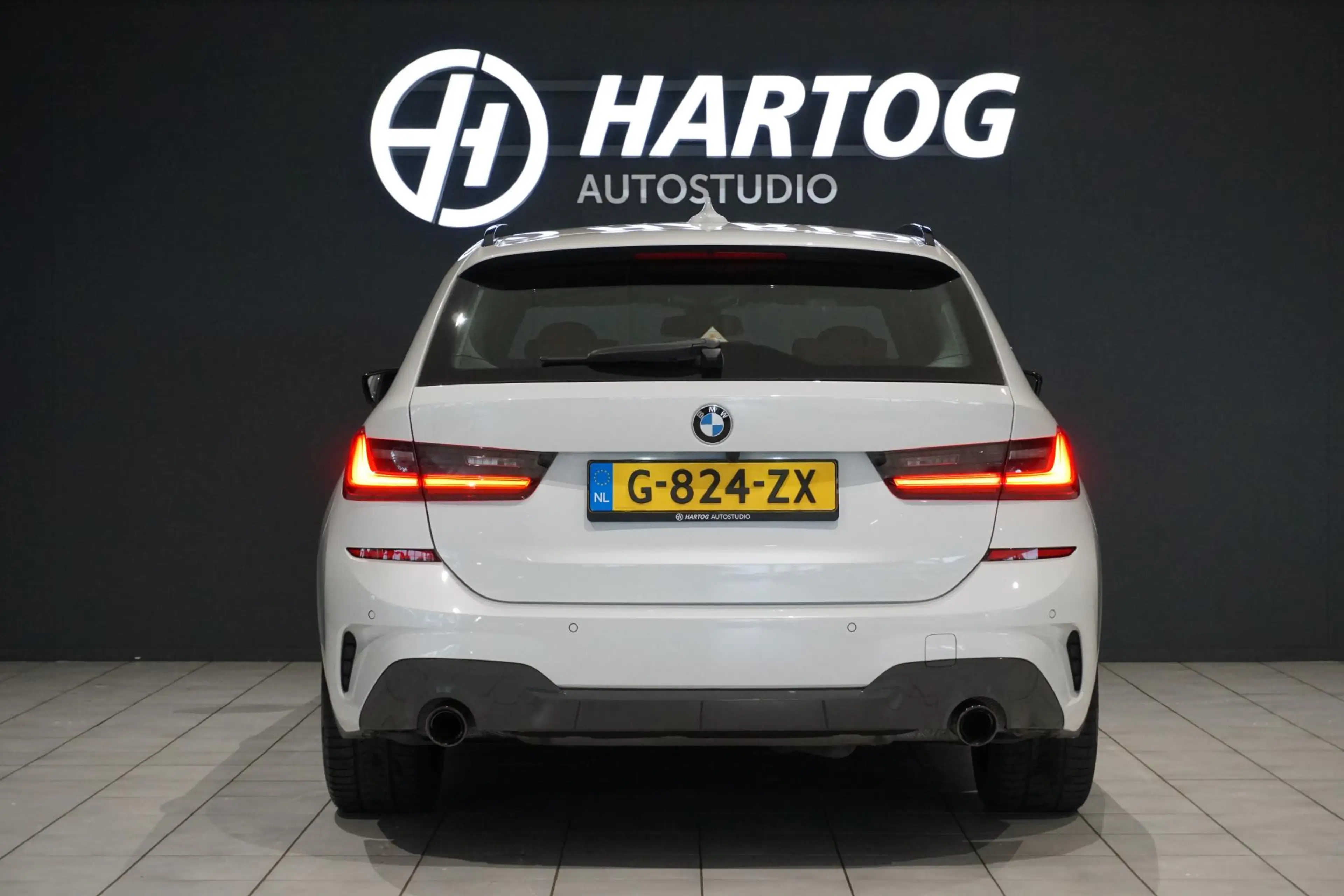 BMW 330 3-serie Touring 330i High Executive Edition M + IN — photo 11