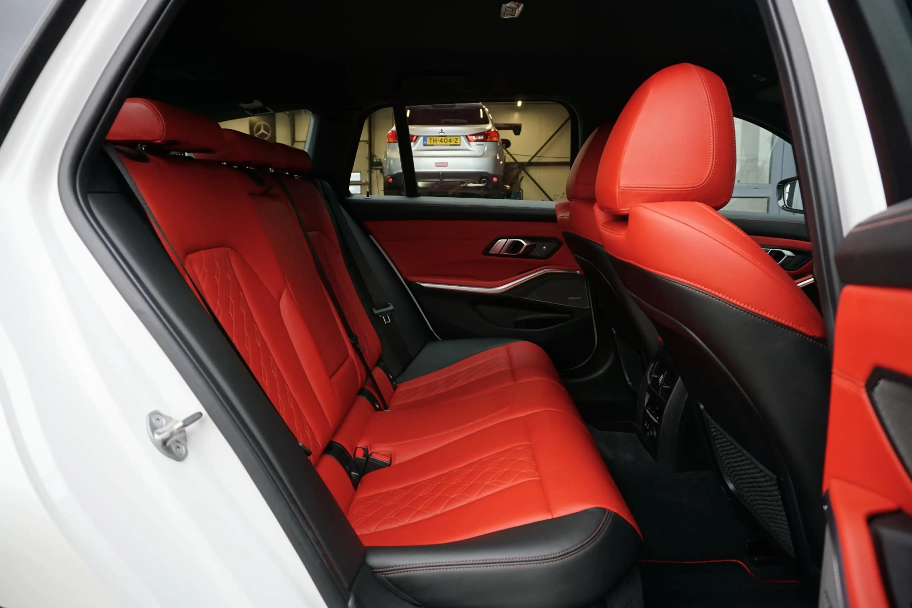 BMW 330 3-serie Touring 330i High Executive Edition M + IN — photo 8