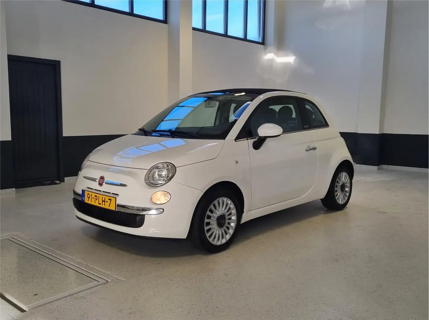 Fiat 500C 0.9 TwinAir Lounge | NL | Cabrio | Airco | LM Wit - 2