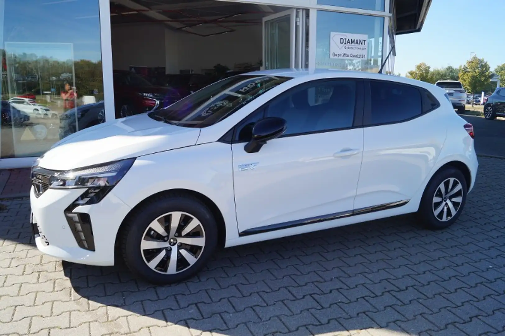 Mitsubishi Colt PLUS 1.6 Hybrid Weiß - 1