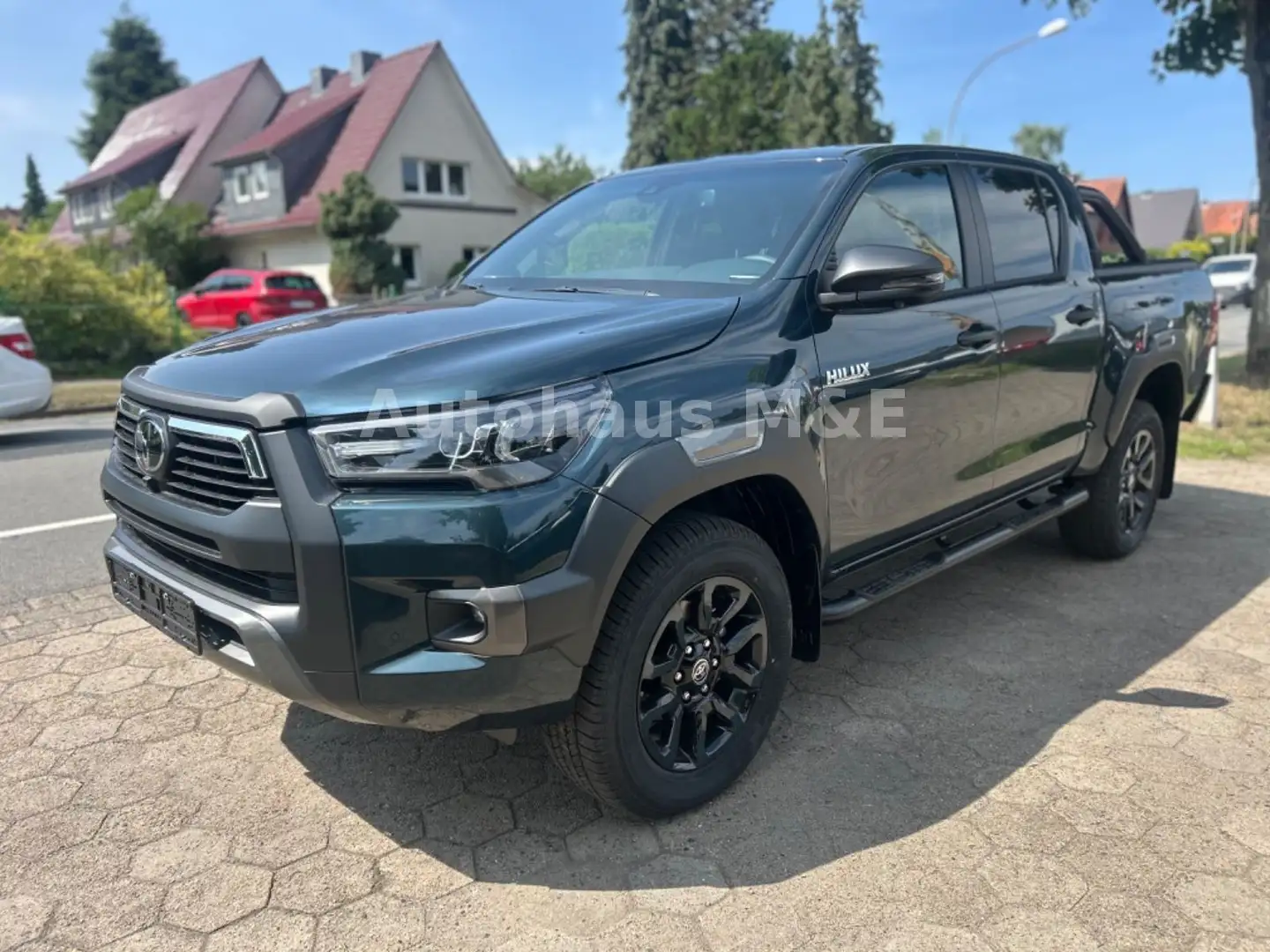 Toyota Hilux 2.8 Invincible Double Cab*Bügel+Rollo+360° Verde - 1