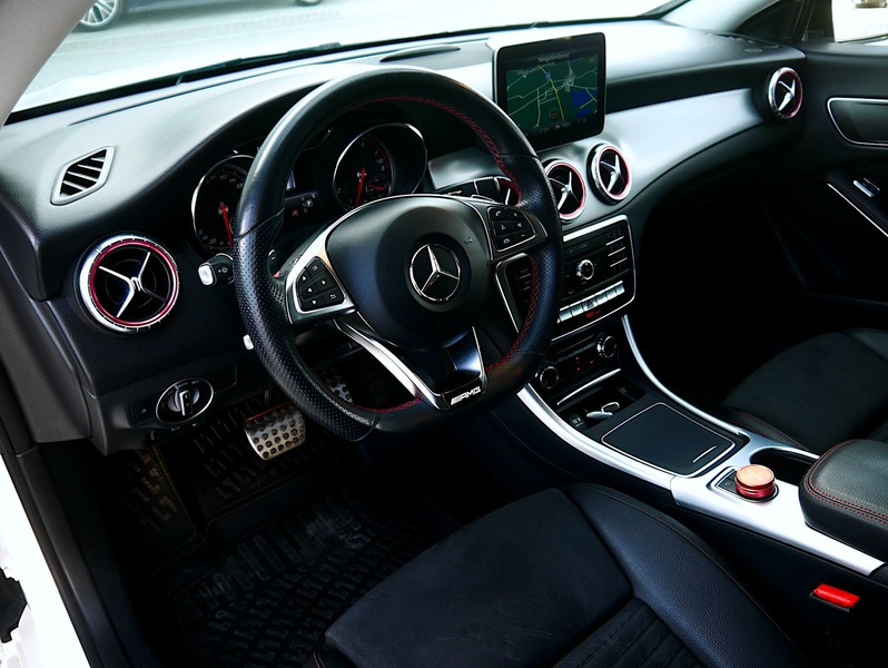Mercedes-Benz CLA 180 Shooting Brake AMG Line Aut. * LED - Keyless go* — photo 10