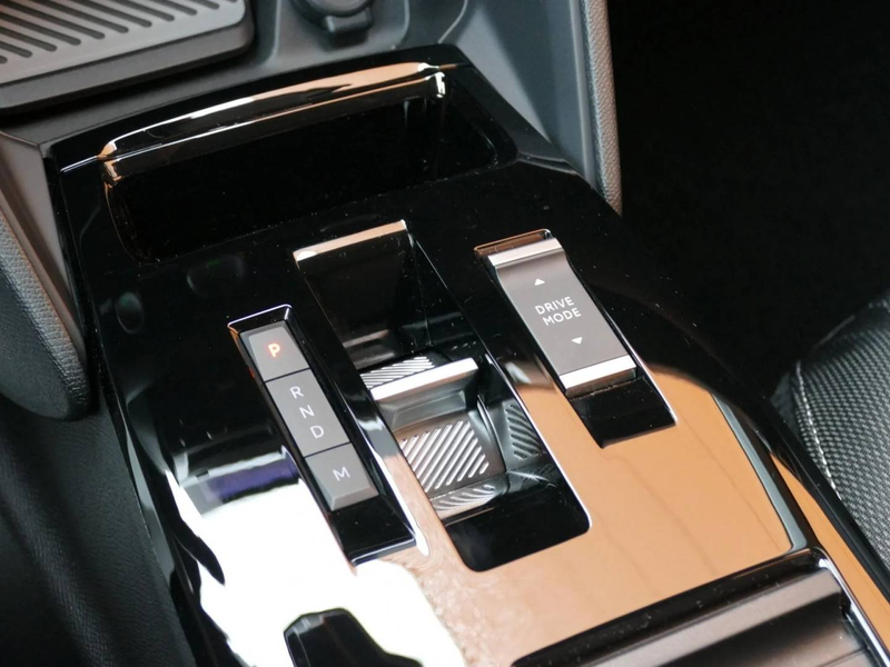 Citroen C4 C4 1.2 MHEV Collection e-DCS6 — photo 8