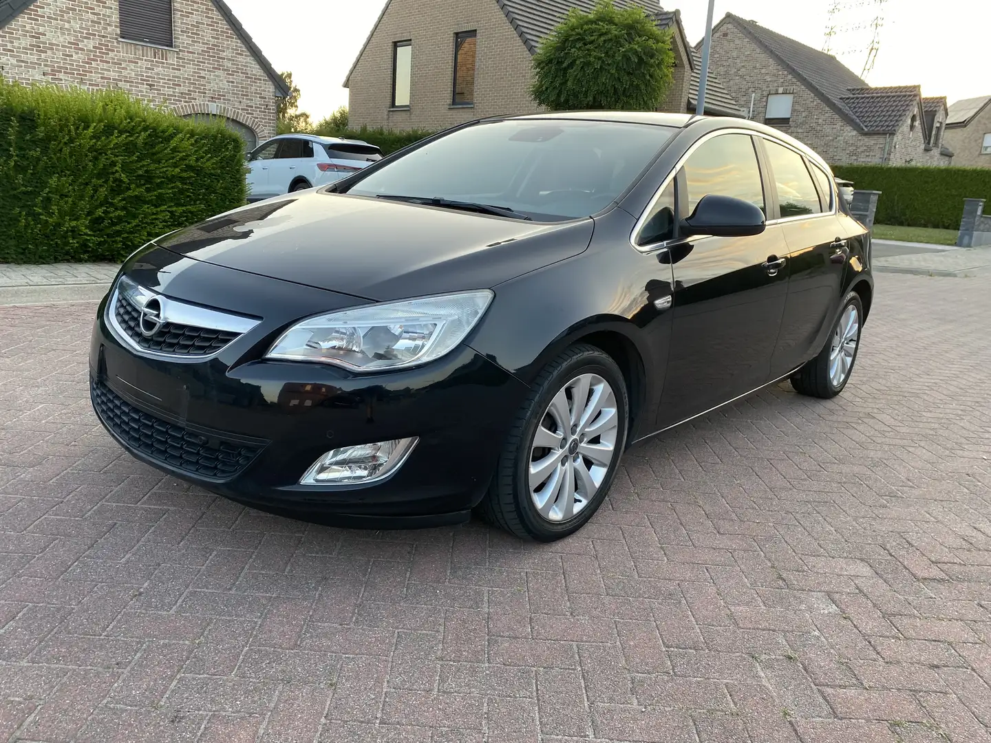 Opel Astra 1.3 CDTi ecoFLEX Essentia Start&Stop DPF - 1