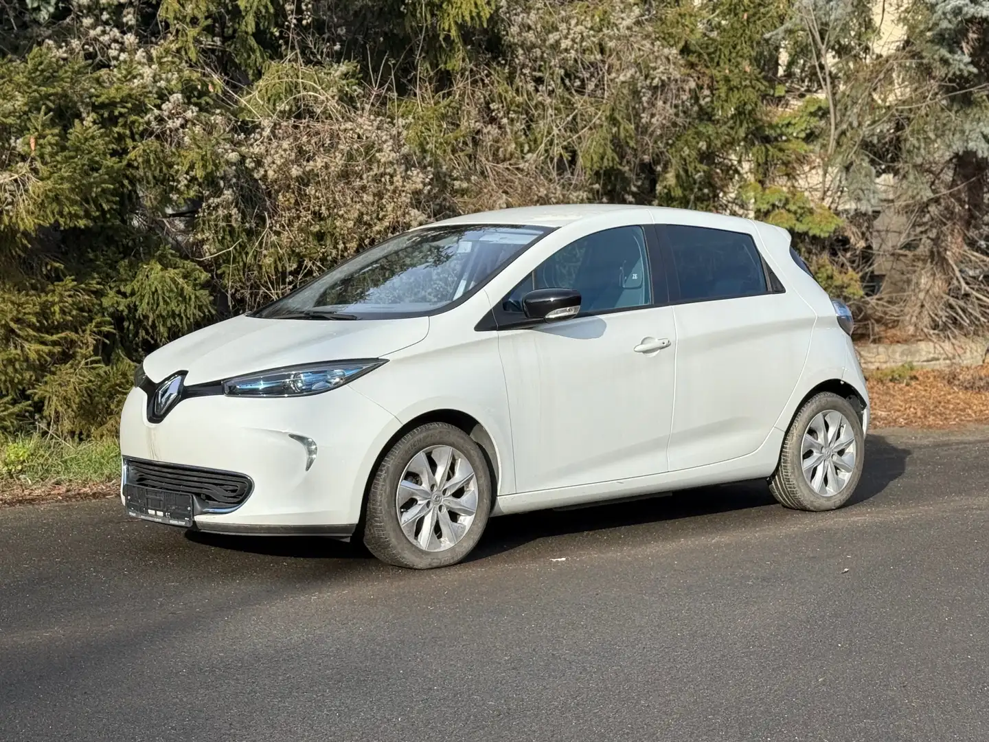 Renault ZOE Intens+KAUFBATTEIRE+1.HAND+NUR EXPORT/GEWWERBE+ - 1