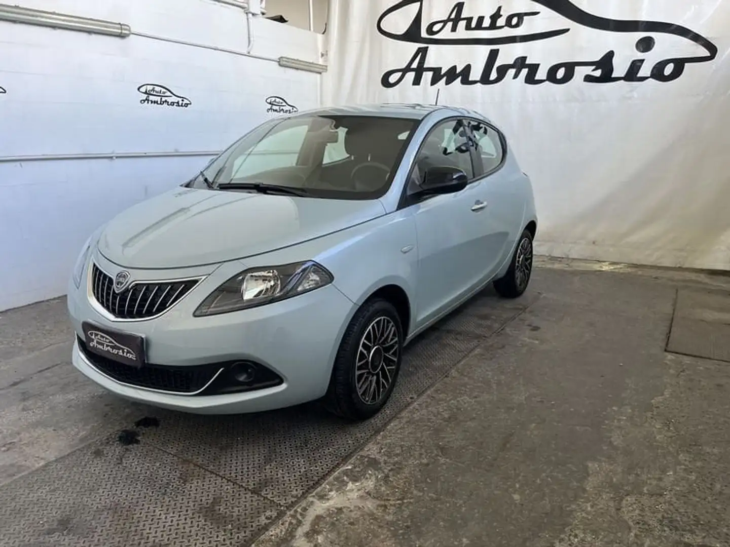 Lancia Ypsilon 1.0 FireFly 5 porte S&S Hybrid Platino TUA DA 159 Blu/Azzurro - 1