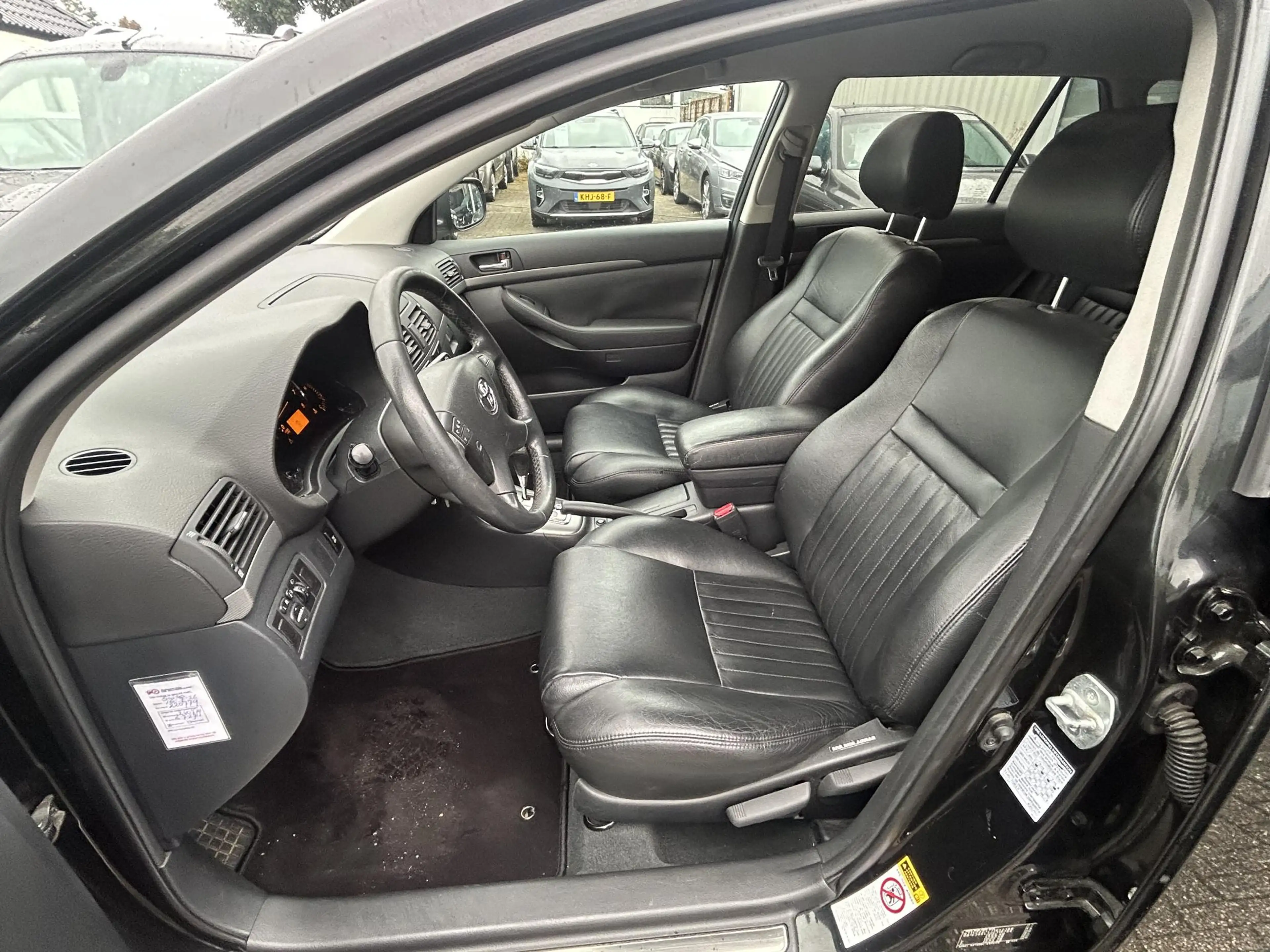 Toyota Avensis Wagon 2.0 VVTi Business Pro vol opties/airco/cruis — photo 15
