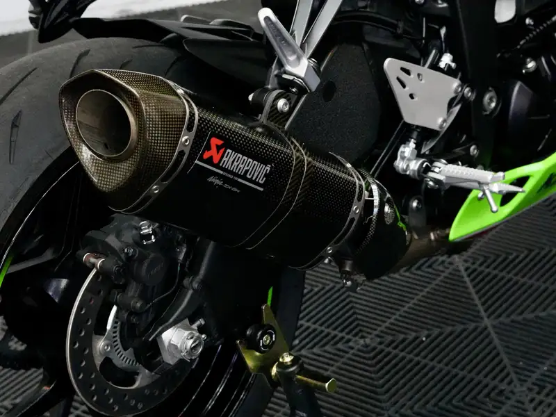 Kawasaki Ninja ZX-6R - foto 6