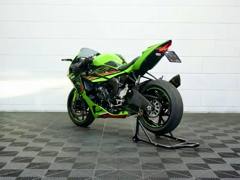 Kawasaki Ninja ZX-6R - foto 3