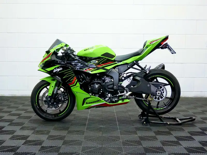 Kawasaki Ninja ZX-6R - foto 4