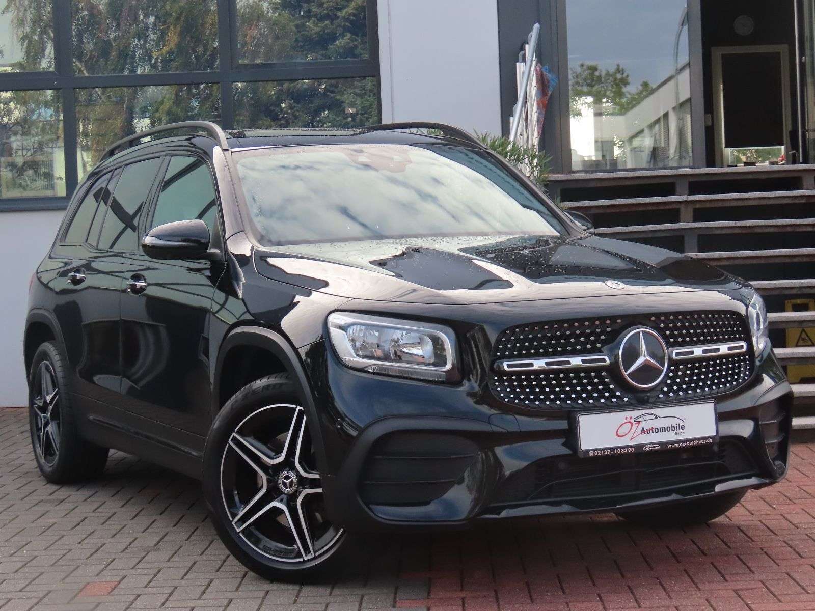 Mercedes-Benz GLB 200