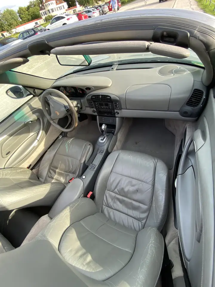 Porsche 996 911 Carrera Cabrio, foto 1
