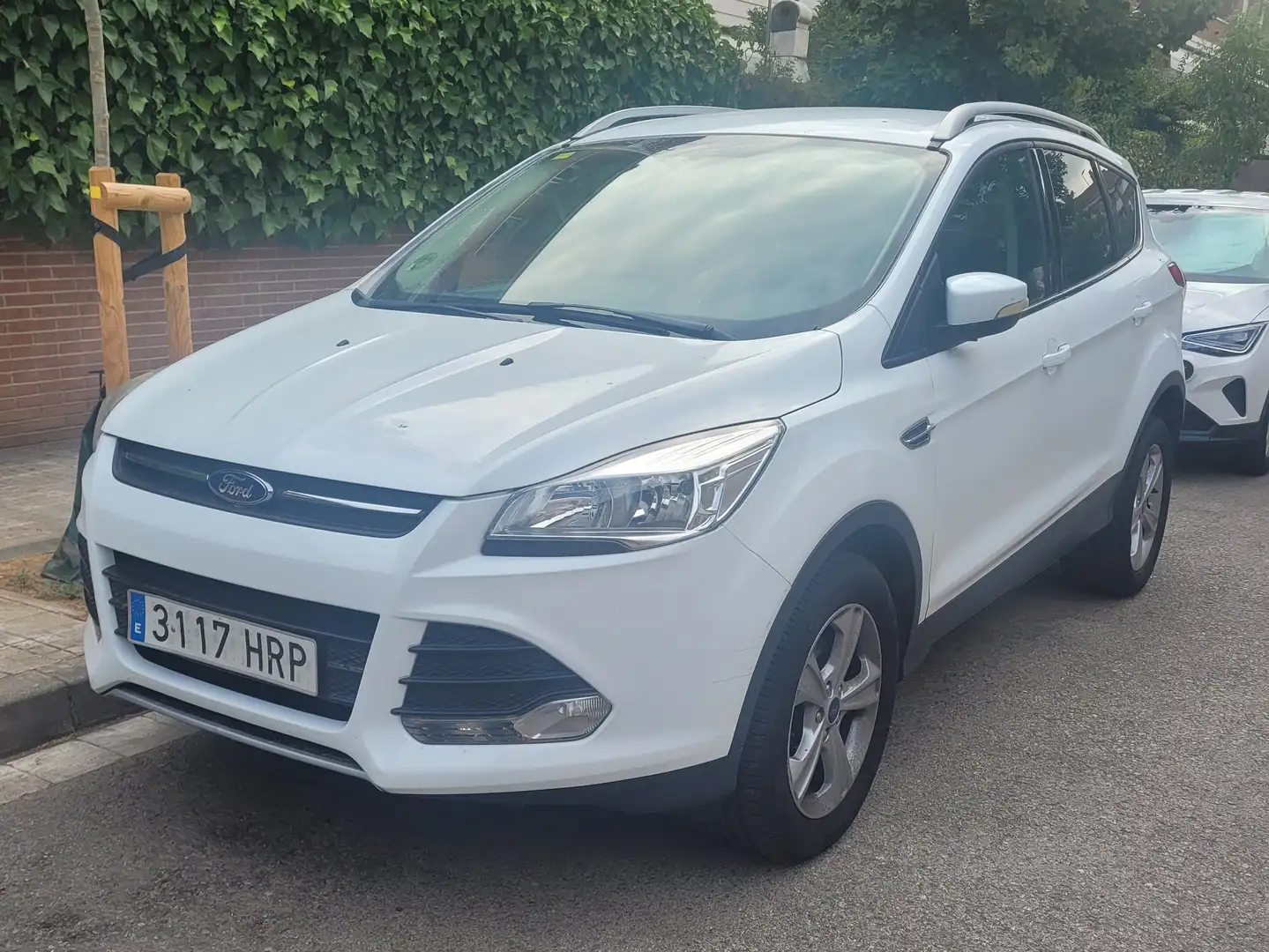 Ford Kuga Kuga 1.6 EcoB. Auto-S Blanco - 2