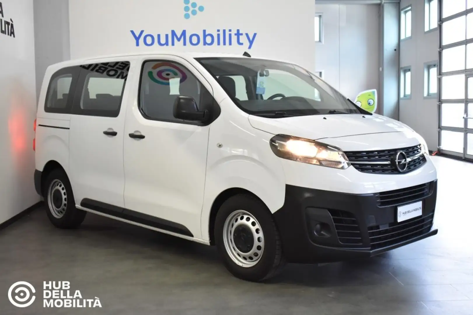 Opel Vivaro Life 1.5 Diesel 100CV S&S PC-TN S - 8 POSTI Biały - 1