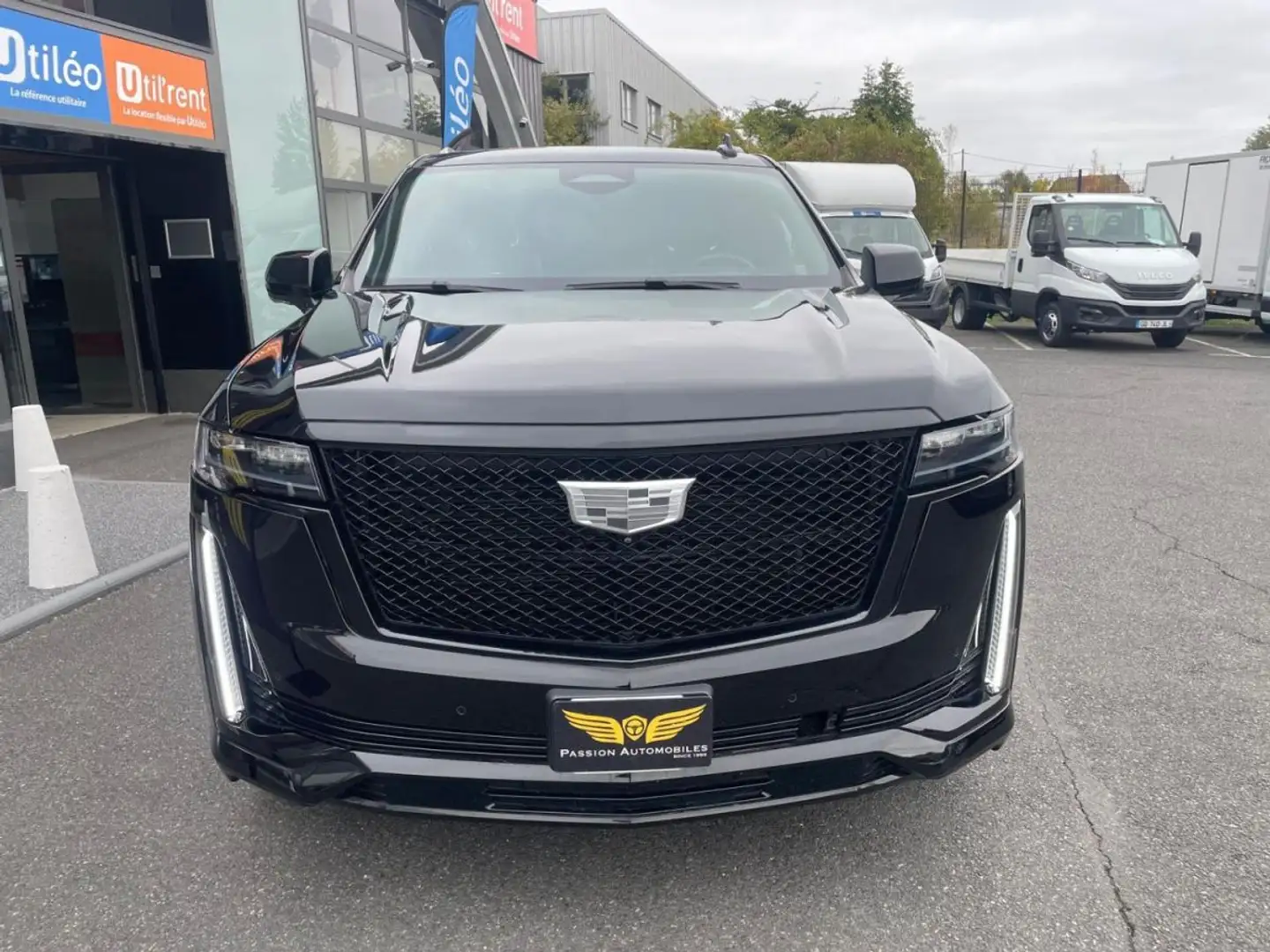 Cadillac Escalade ESV SPORT PLATINIUM V8 6.2L Schwarz - 2