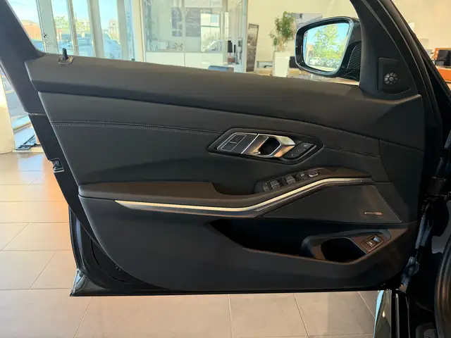 BMW M3 view 15