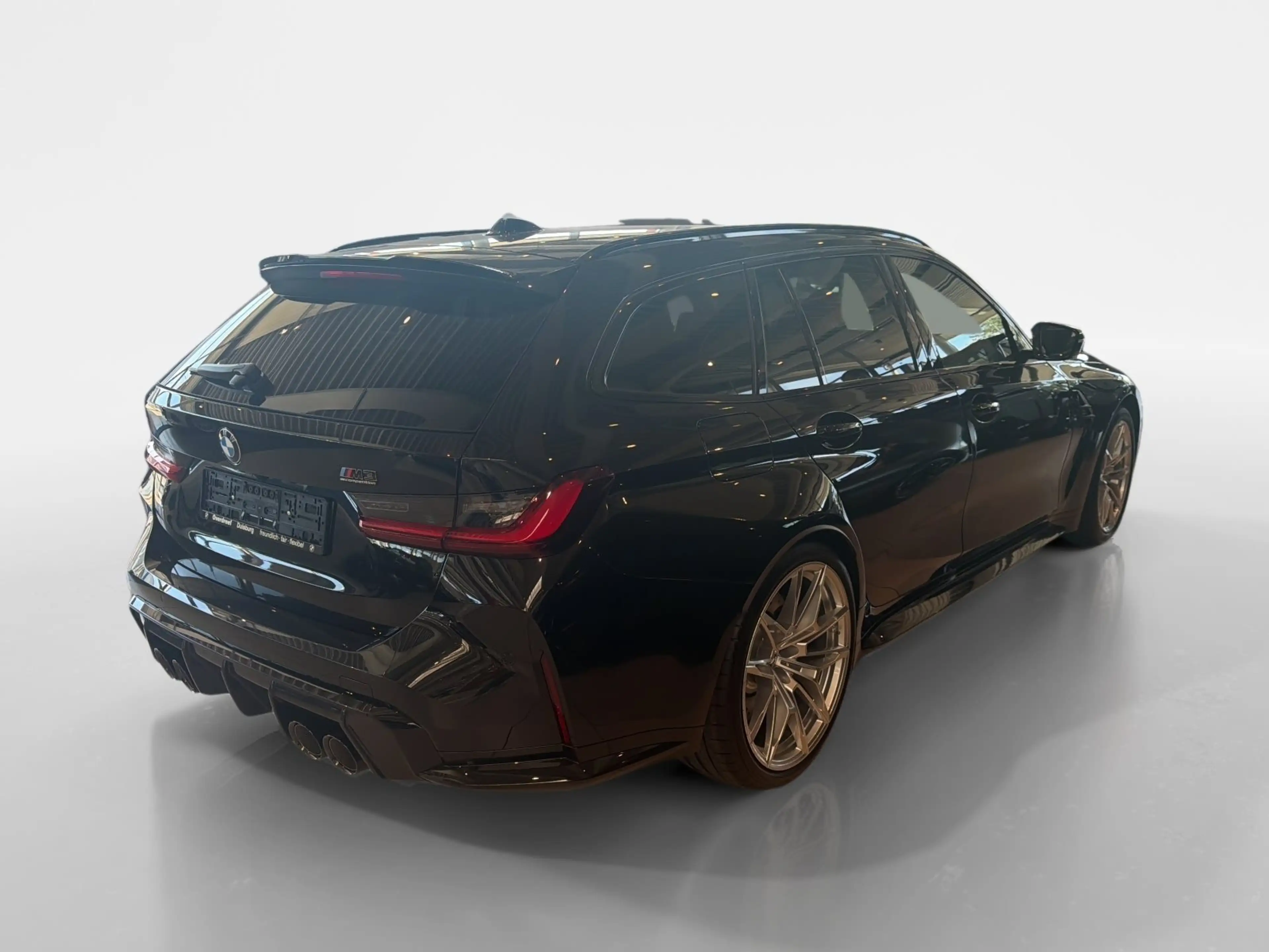 BMW M3 Competition xDrive Touring — photo 5