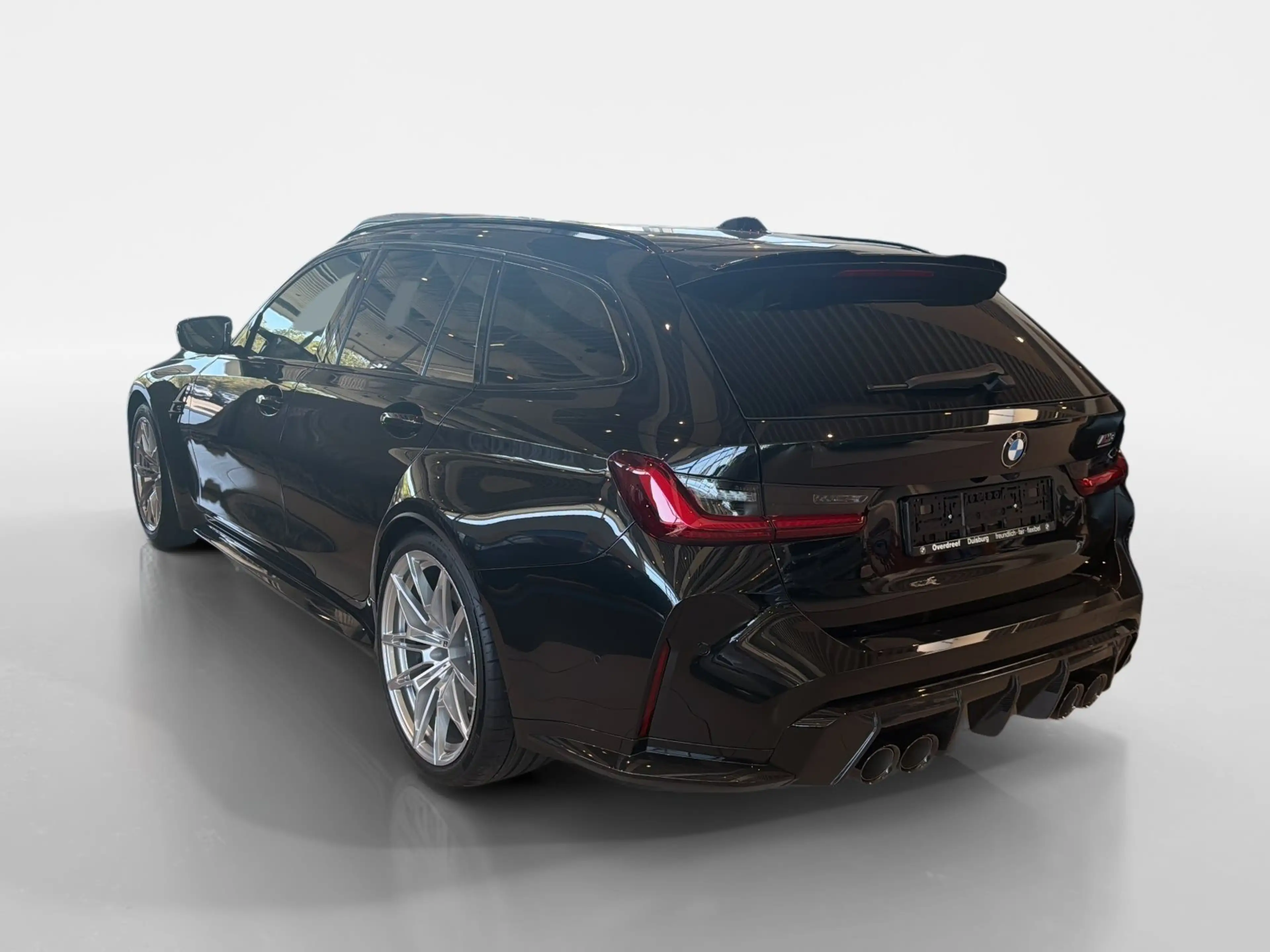BMW M3 Competition xDrive Touring — photo 3