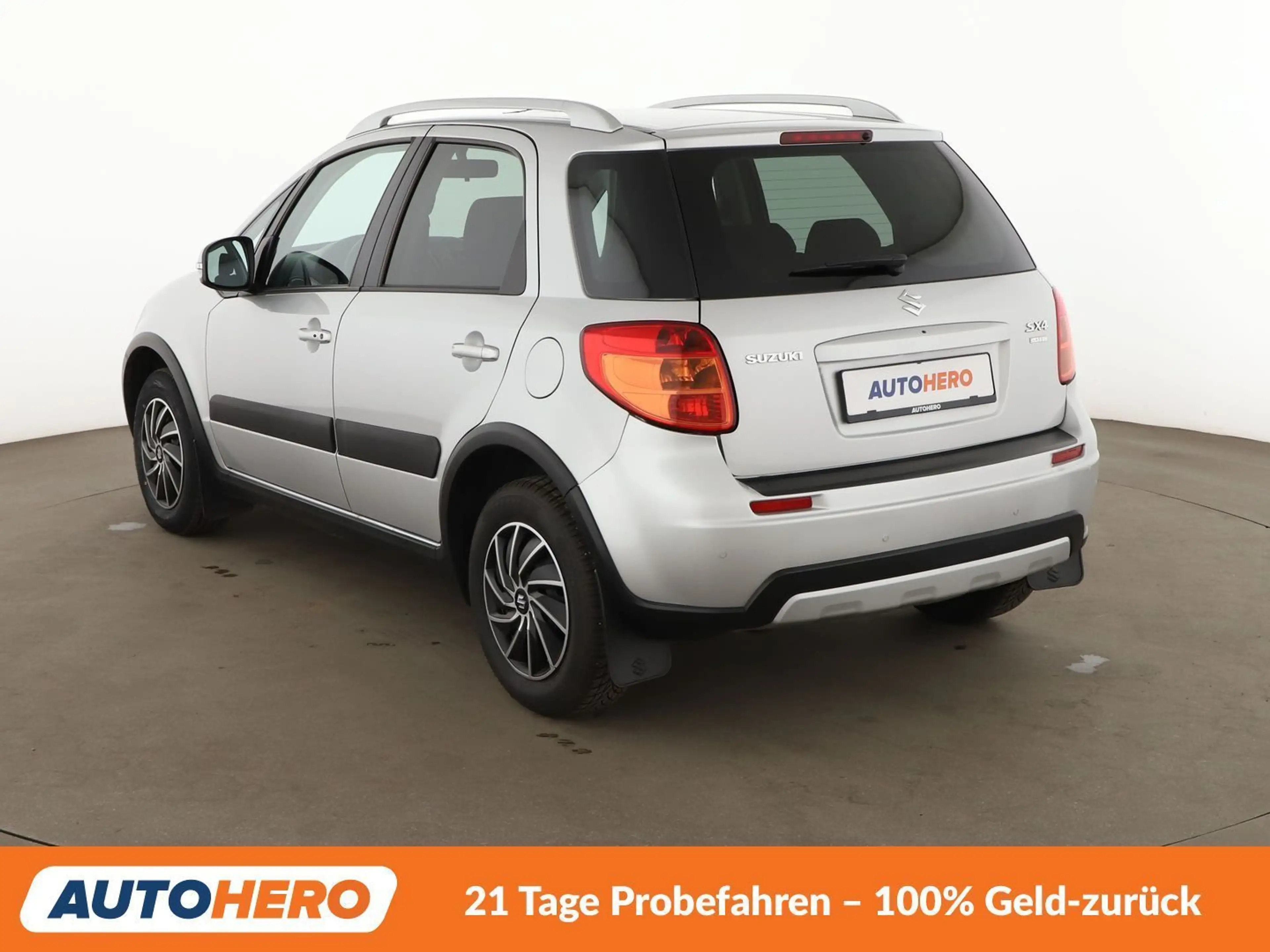 Suzuki SX4 1.6 Classic Club 4x4 *SHZ*KLIMA*GARANTIE* — photo 4
