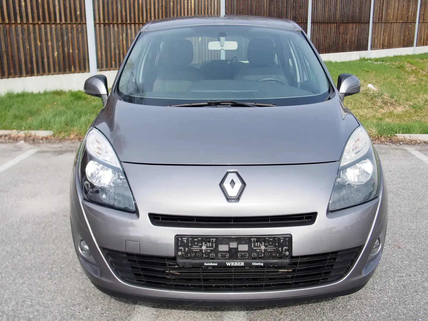 Renault Grand Scenic Grand Scénic III TomTom Edition 1,5 dCi DPF Gris - 2