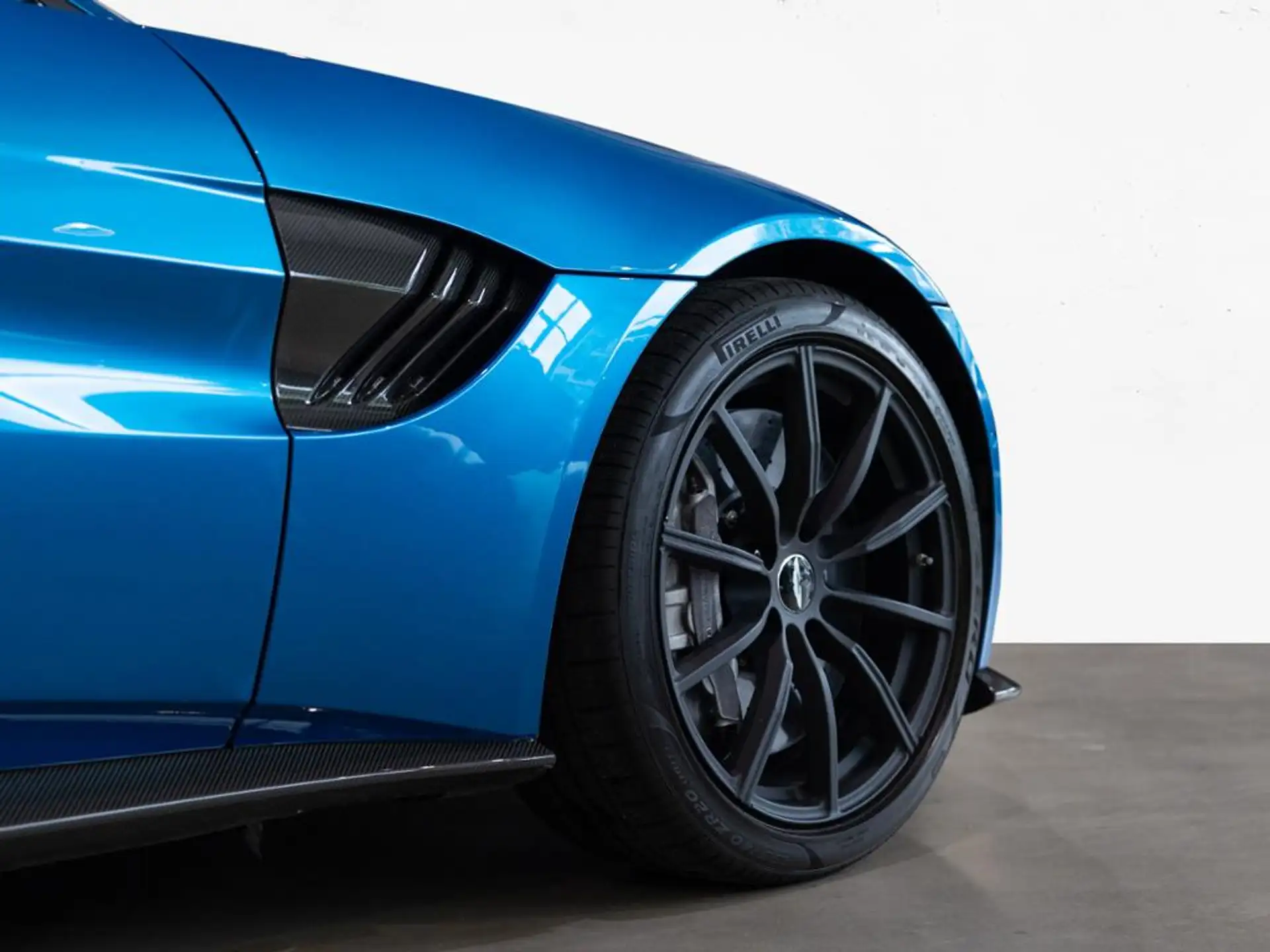 애스턴마틴 밴티지 V8 Coupe 2019 파랑 사진 7
